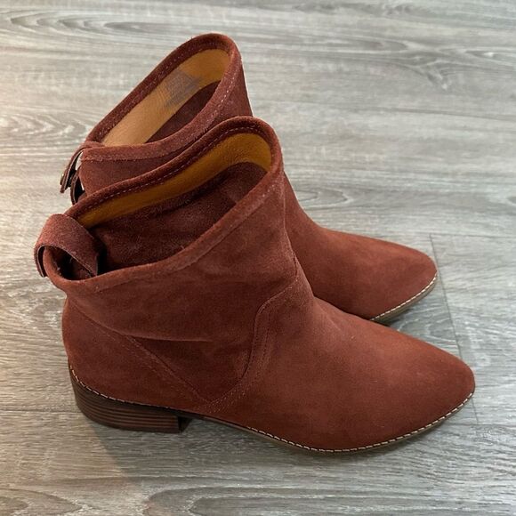 Lucky Brand Womens 8.5M Lollin Booties Brandy Suede Pointy Pull On Slouch - Picture 2 of 6